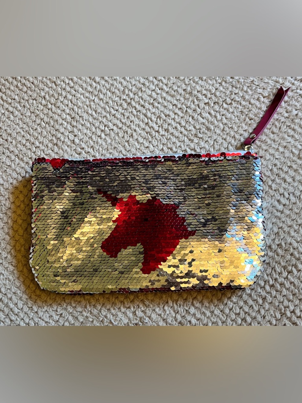 👍 Free with purchase OR 2/$15. Unicorn reversible sequins pink and silver bag